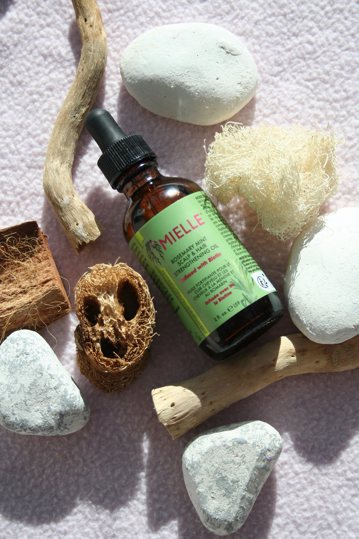 Revitalize Your Roots: Mielle Rosemary Mint Scalp & Hair Strengthening Oi